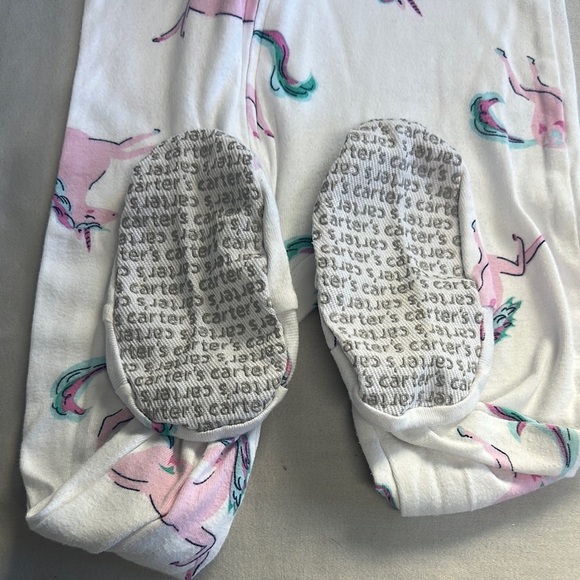 Carter's - Footed Onesie Sleeper with Pink Trim and Unicorn design - Picture 5 of 5